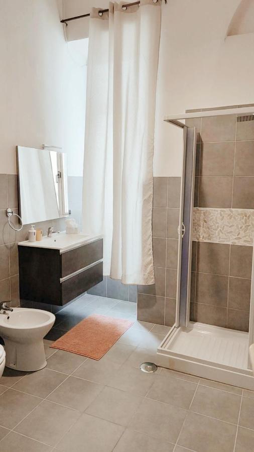 Domus Luigi Leone II Bed & Breakfast Naples Luaran gambar