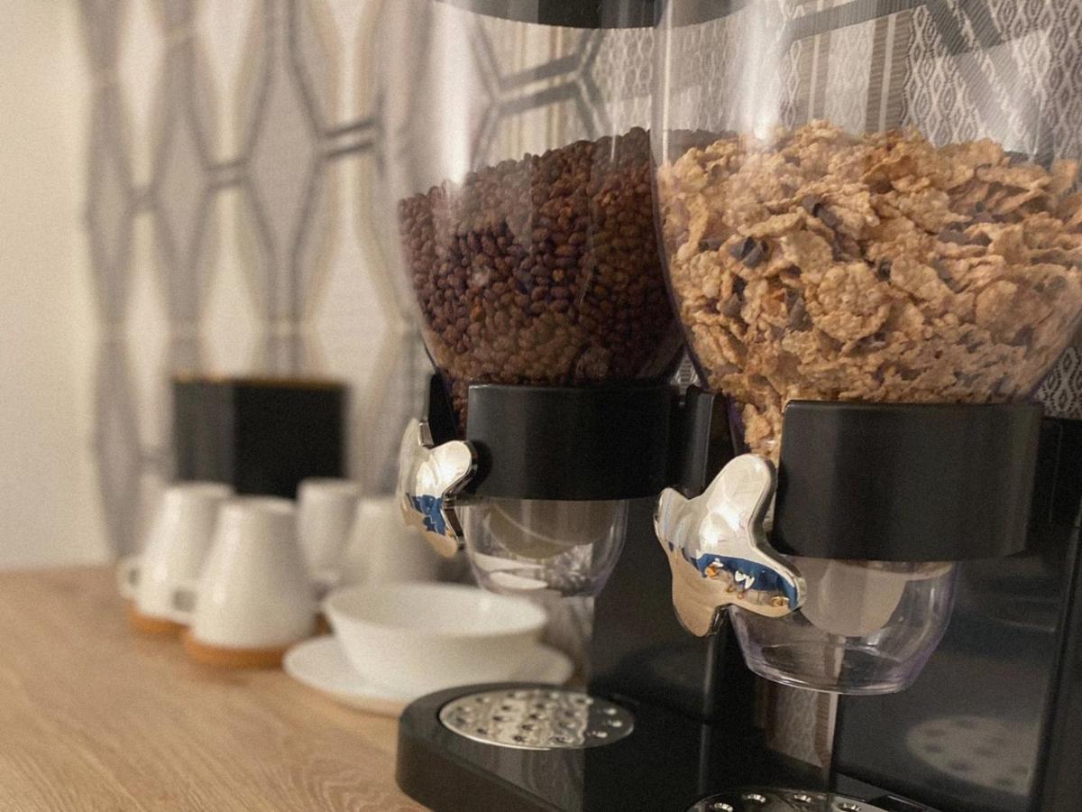 Domus Luigi Leone II Bed & Breakfast Naples Luaran gambar